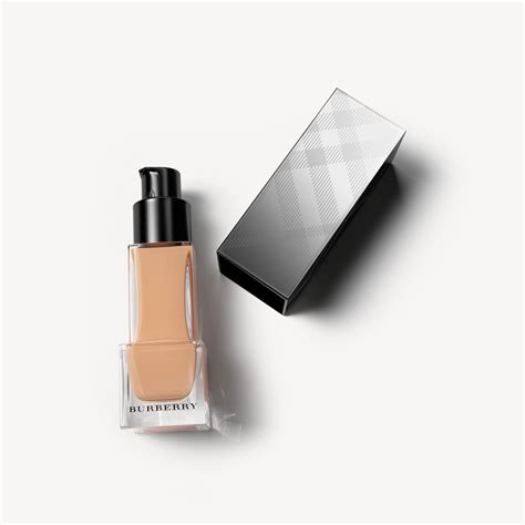 burberry fresh glow foundation 26 beige|burberry fresh glow luminous foundation.